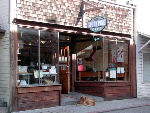 [South Pine Cafe]